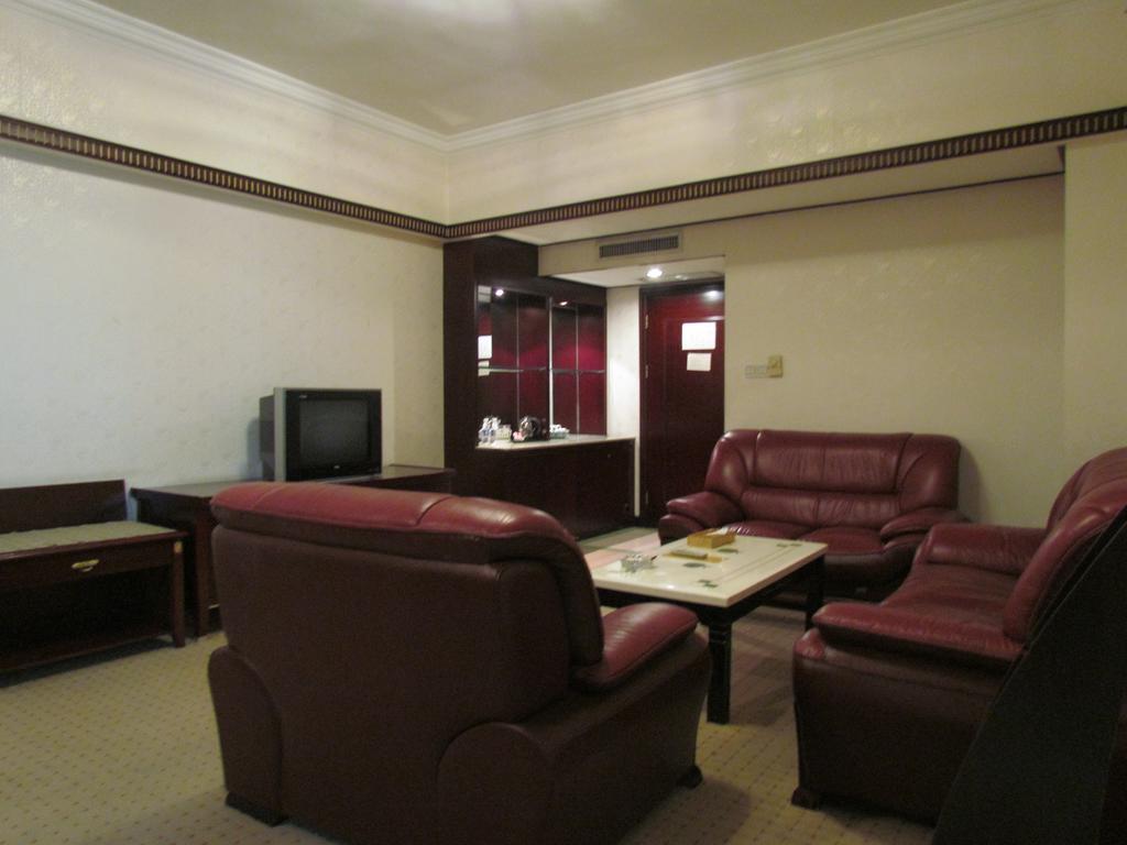 W.Y. Lera Hotel Canton Esterno foto