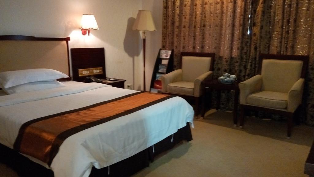 W.Y. Lera Hotel Canton Esterno foto