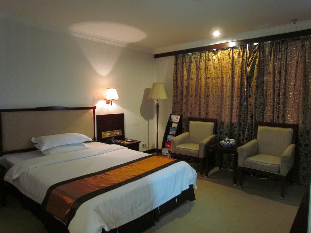 W.Y. Lera Hotel Canton Esterno foto