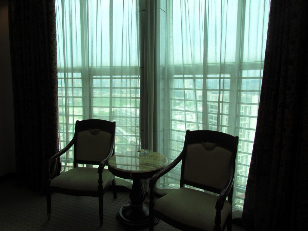 W.Y. Lera Hotel Canton Esterno foto