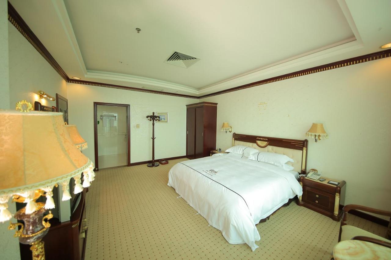 W.Y. Lera Hotel Canton Esterno foto