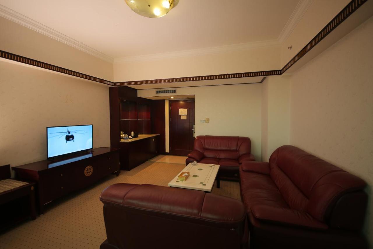 W.Y. Lera Hotel Canton Esterno foto